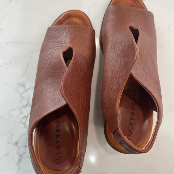 Lucky Brand  Rhazy High Heel Slingback Pump - Picture 6 of 7